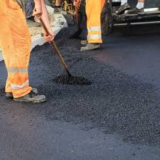 Best Asphalt Driveway Installation  in San Rafael, NM